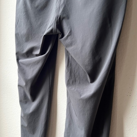 ATHLETA Soho Cropped Jogger Pants in Black Arbor Olive Green Size 4 - Picture 12 of 16